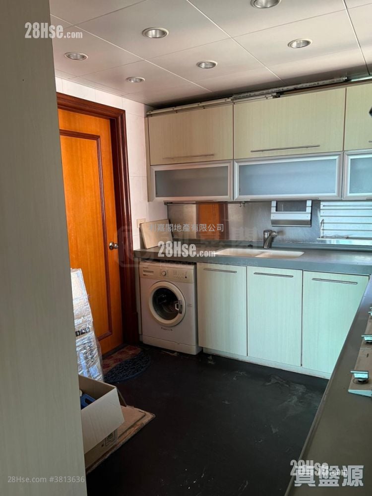 No.1 Ho Man Tin Hill Sell 4 Bedrooms , 3 Bathrooms 1,481 ft²