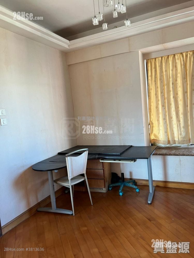 No.1 Ho Man Tin Hill Sell 4 Bedrooms , 3 Bathrooms 1,481 ft²