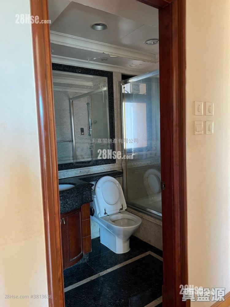 No.1 Ho Man Tin Hill Sell 4 Bedrooms , 3 Bathrooms 1,481 ft²