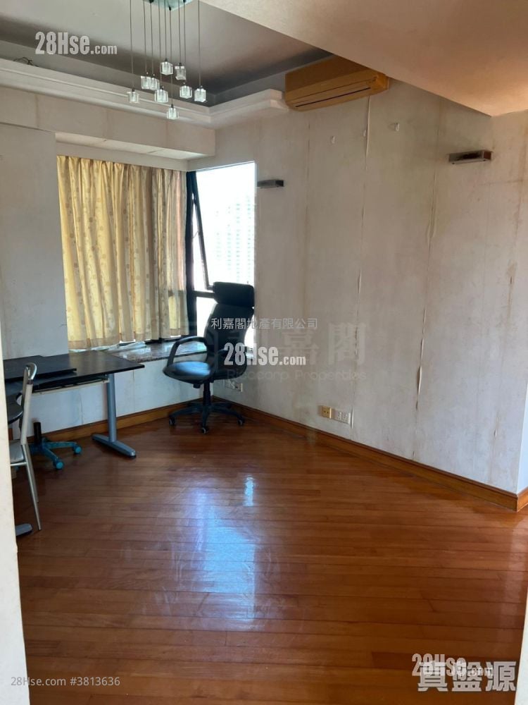 No.1 Ho Man Tin Hill Sell 4 Bedrooms , 3 Bathrooms 1,481 ft²