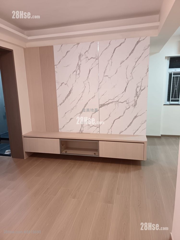 On Wo Gardens Sell 3 Bedrooms , 1 Bathroom 545 ft²