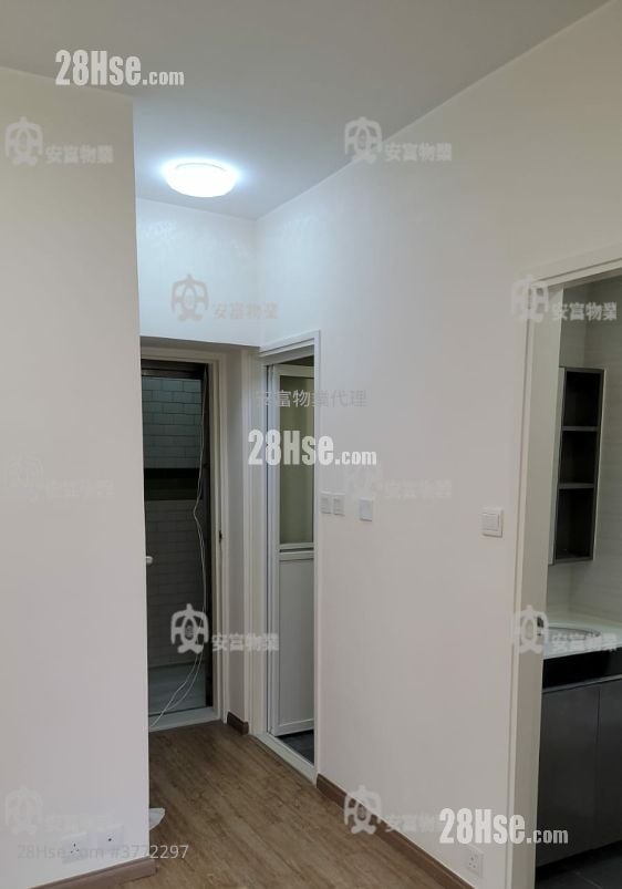 Tai Po Building Sell 2 Bedrooms , 1 Bathroom 313 ft²