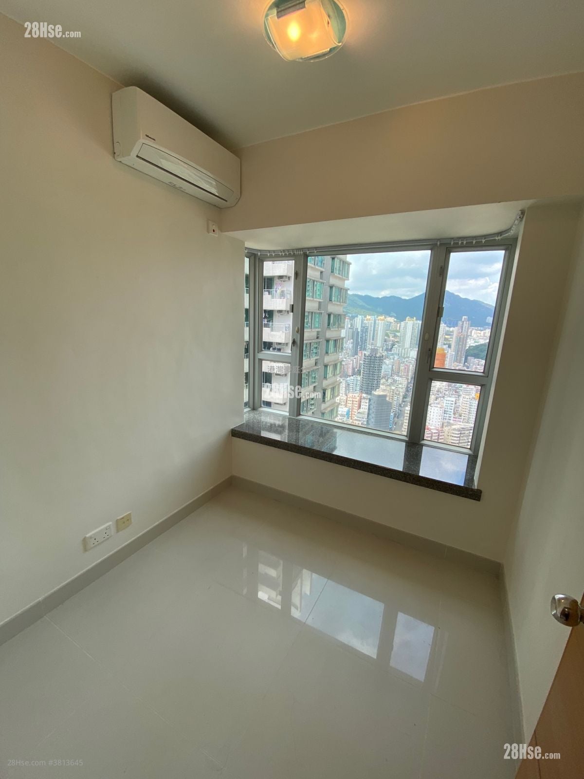 港湾豪庭 租盘 2 房 , 1 浴室 369 平方尺