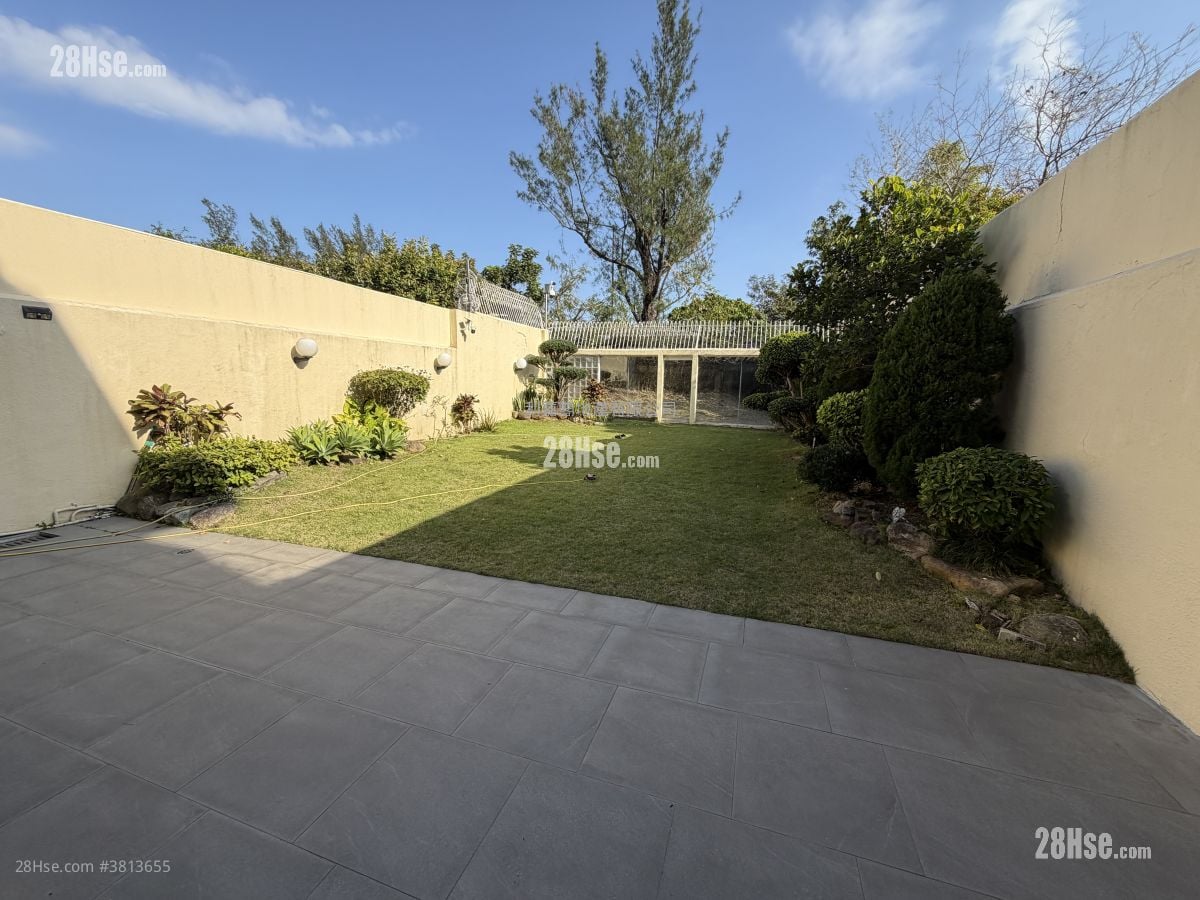 Greenwood Terrace Sell 3 Bedrooms , 3 Bathrooms 1,692 ft²