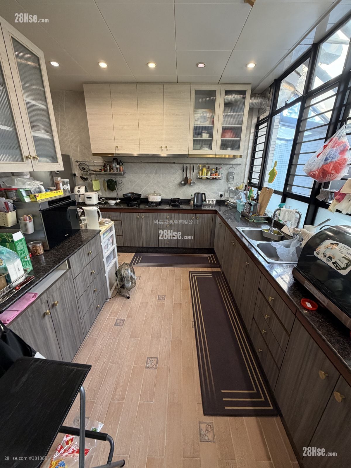 Greenwood Terrace Sell 3 Bedrooms , 3 Bathrooms 1,692 ft²