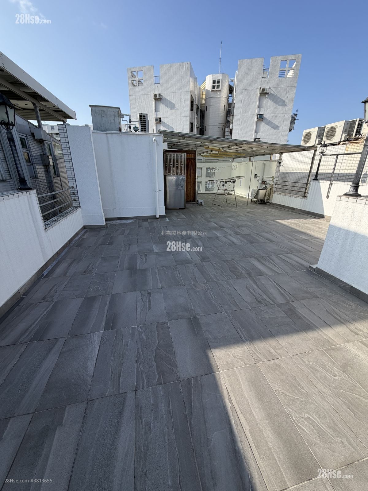 Greenwood Terrace Sell 3 Bedrooms , 3 Bathrooms 1,692 ft²