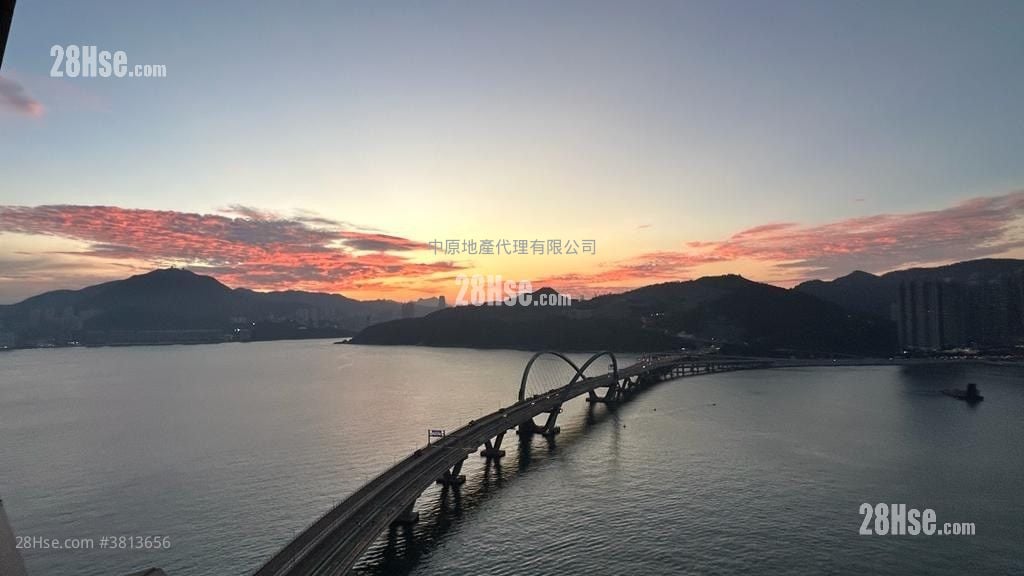 Lp10 Sell 4 Bedrooms , 3 Bathrooms 1,204 ft²