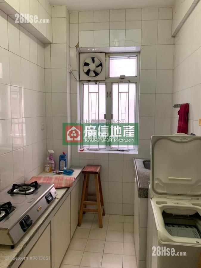 Shanghai Building Sell 2 Bedrooms , 1 Bathroom 497 ft²