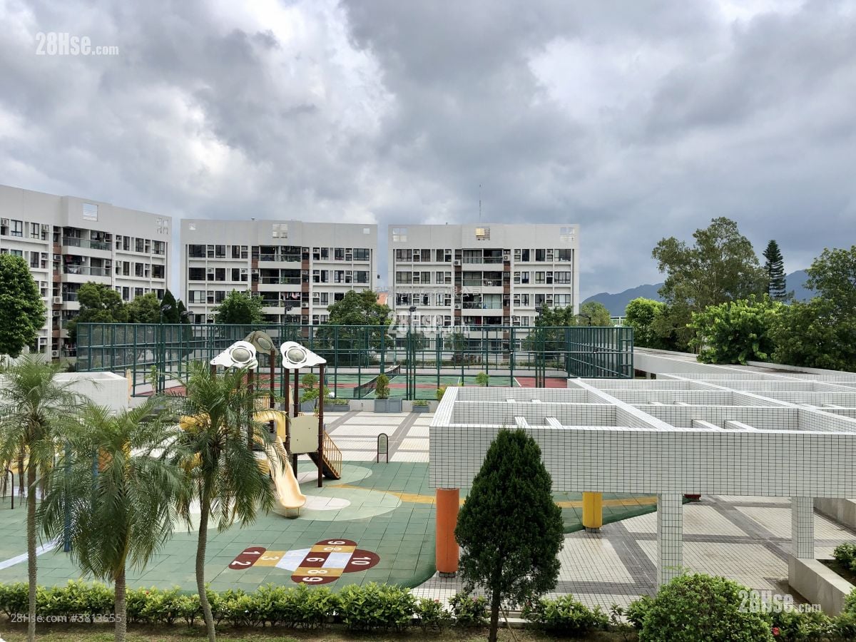 Greenwood Terrace Sell 3 Bedrooms , 3 Bathrooms 1,692 ft²