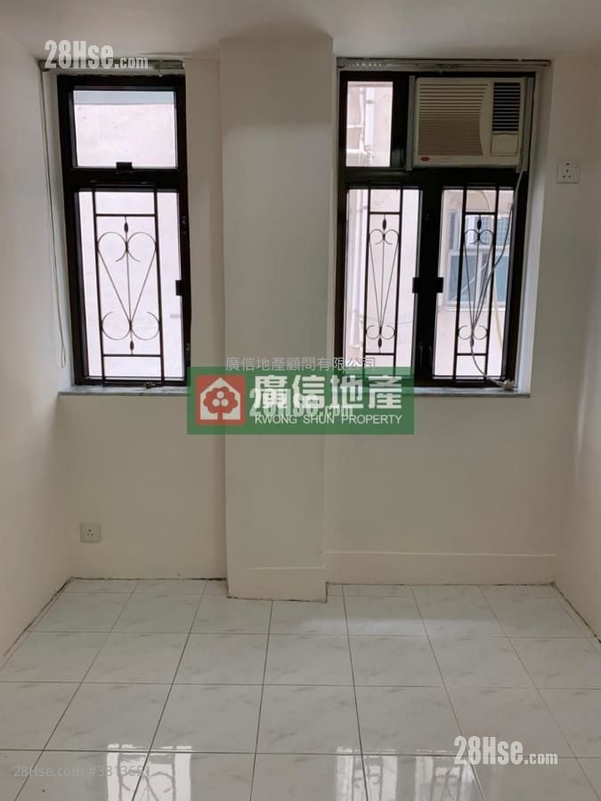 Shanghai Building Sell 2 Bedrooms , 1 Bathroom 497 ft²