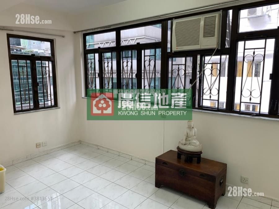 Shanghai Building Sell 2 Bedrooms , 1 Bathroom 497 ft²