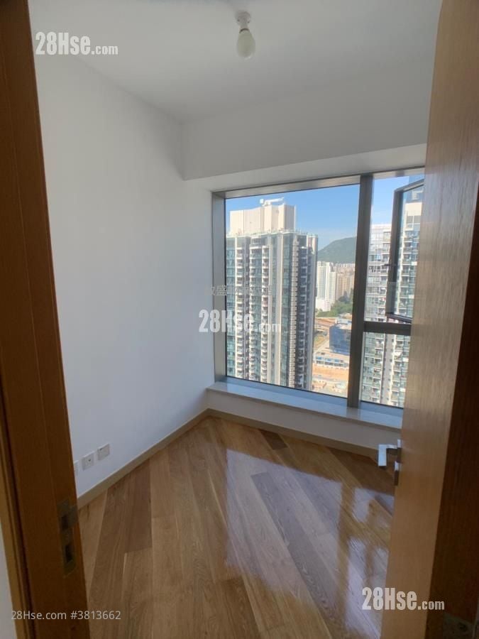 One Kai Tak(Ii) Sell 3 Bedrooms , 2 Bathrooms 799 ft²