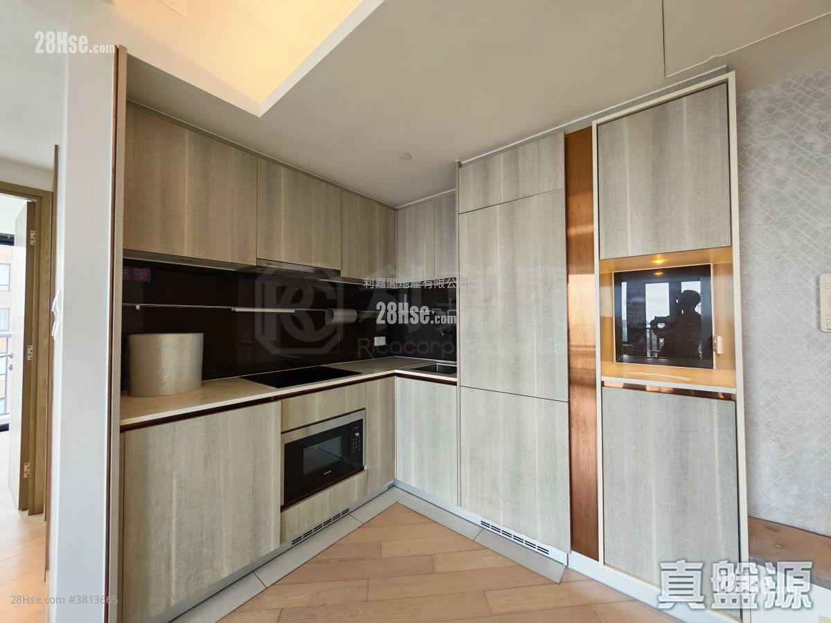 Twin Regency Sell 2 Bedrooms , 1 Bathroom 454 ft²