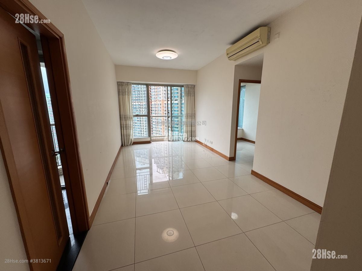 银湖天峰 售盘 2 房 , 1 浴室 541 平方尺