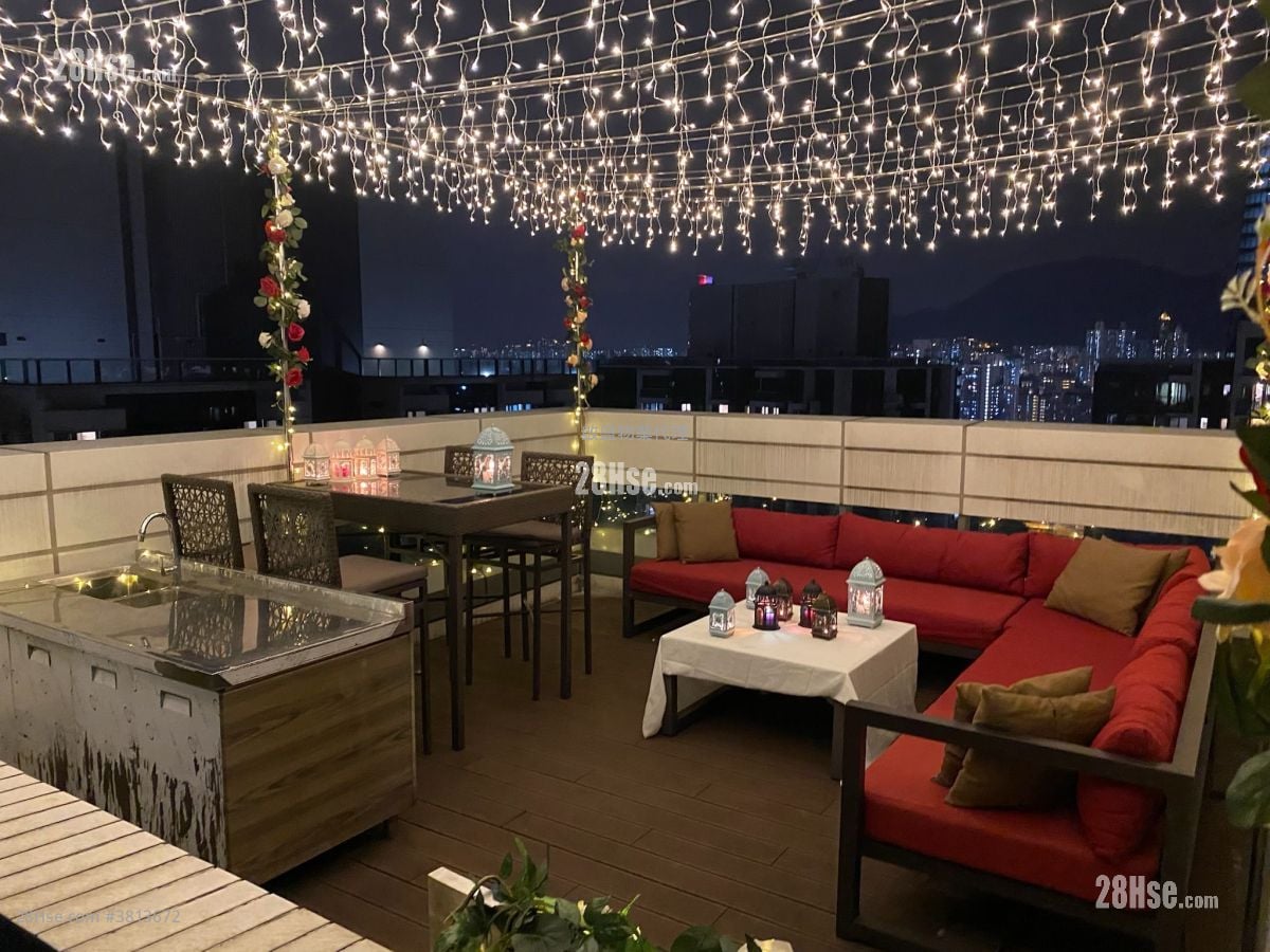 One Kai Tak(Ii) Sell 3 Bedrooms , 2 Bathrooms 799 ft²