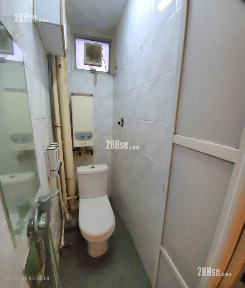 Kwong Yuen Estate Sell Studio , 1 Bathroom 217 ft²