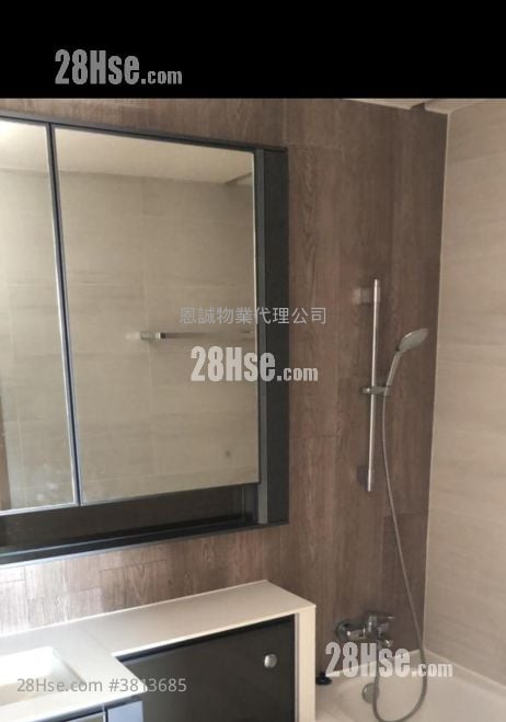 The Bloomsway Sell 389 ft²