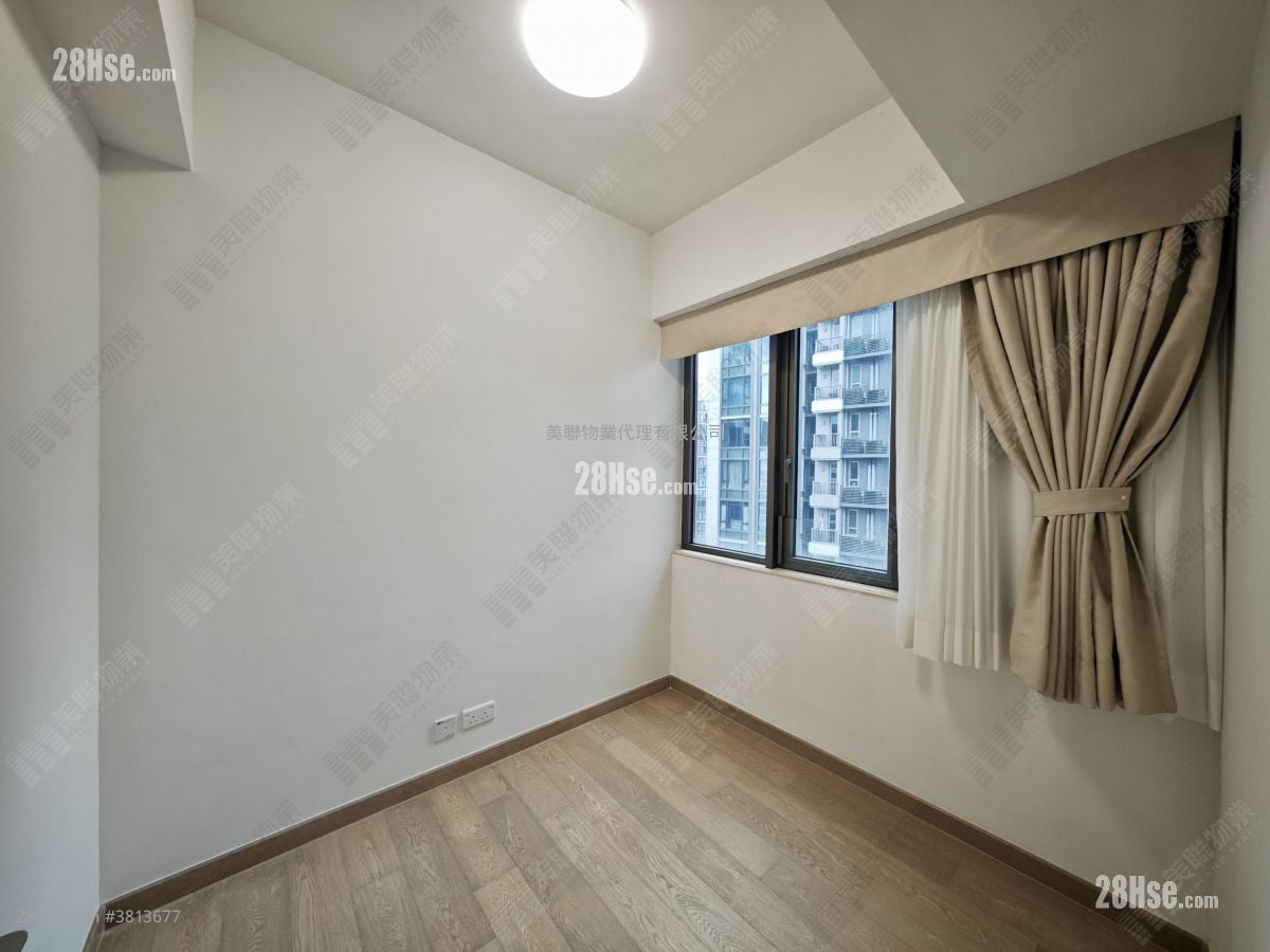 Solaria Rental 3 Bedrooms , 1 Bathroom 597 ft²