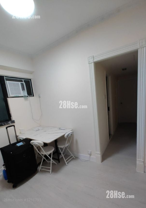 富丽花园 租盘 4 房 , 2 浴室 527 平方尺