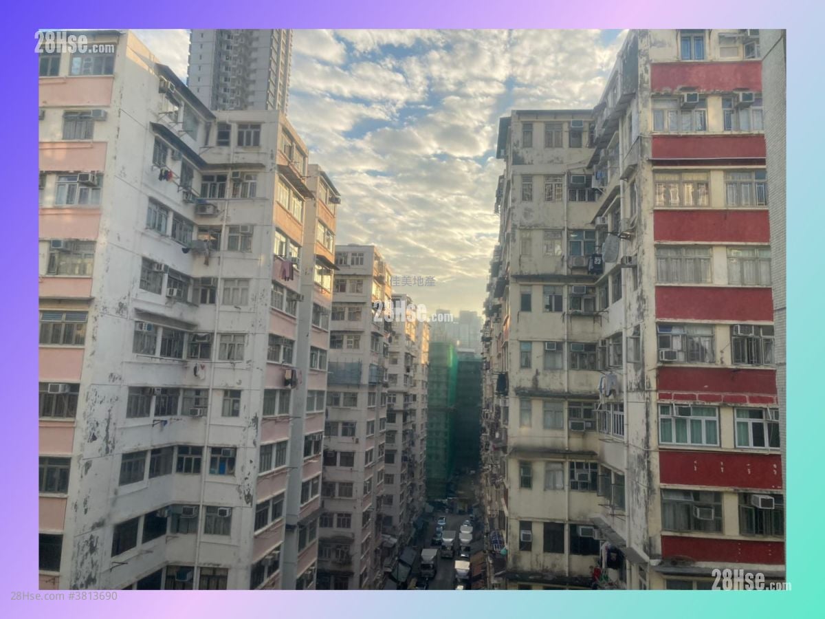 On Wo Gardens Sell 3 Bedrooms , 1 Bathroom 545 ft²