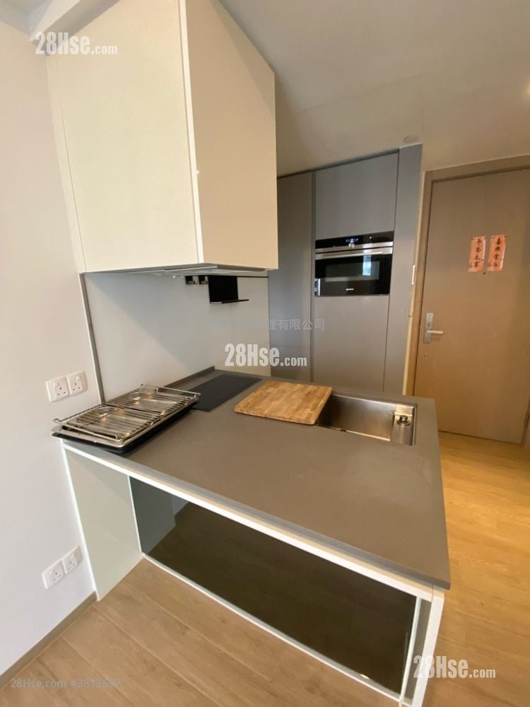 Lp6 Sell 1 Bedroom , 1 Bathroom 305 ft²