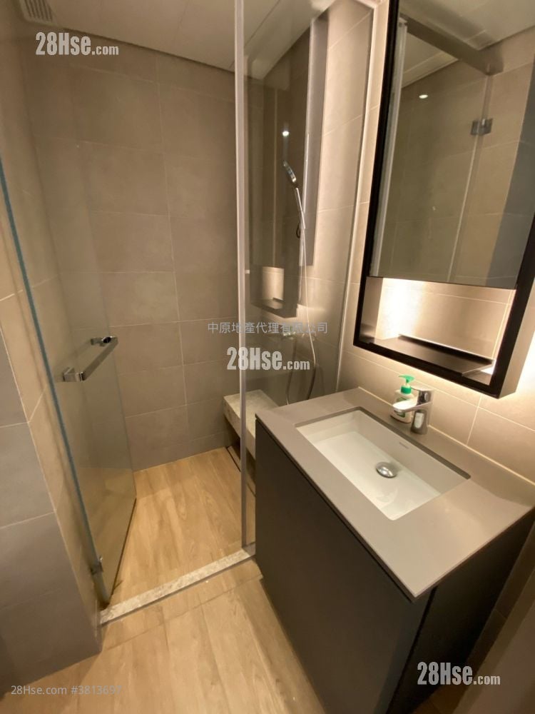 Lp6 Sell 1 Bedroom , 1 Bathroom 305 ft²