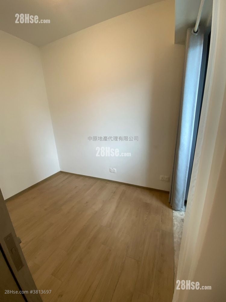 Lp6 Sell 1 Bedroom , 1 Bathroom 305 ft²