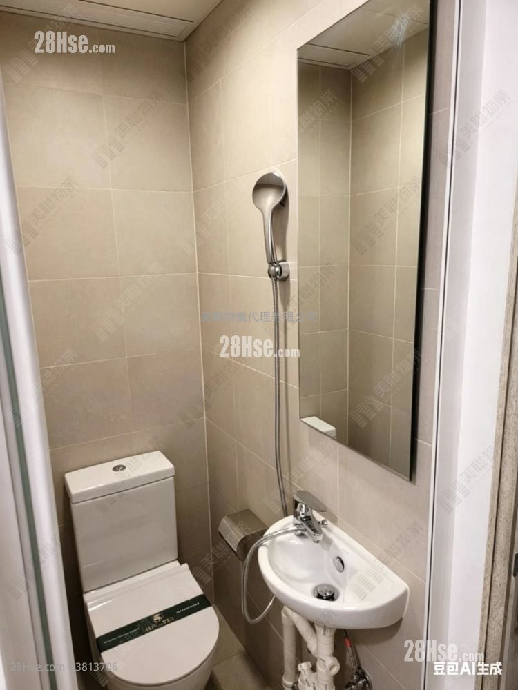 Sea To Sky 售盘 4 房 , 4 浴室 1,054 平方尺