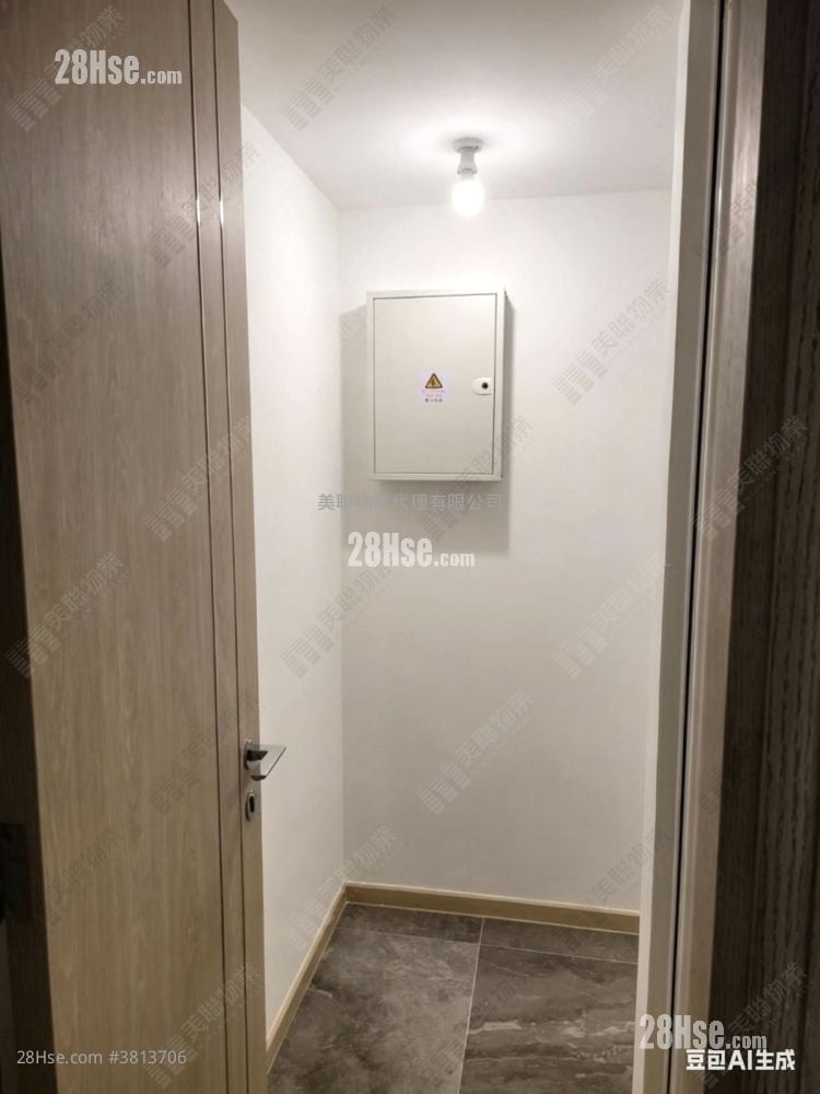 Sea To Sky 售盘 4 房 , 4 浴室 1,054 平方尺