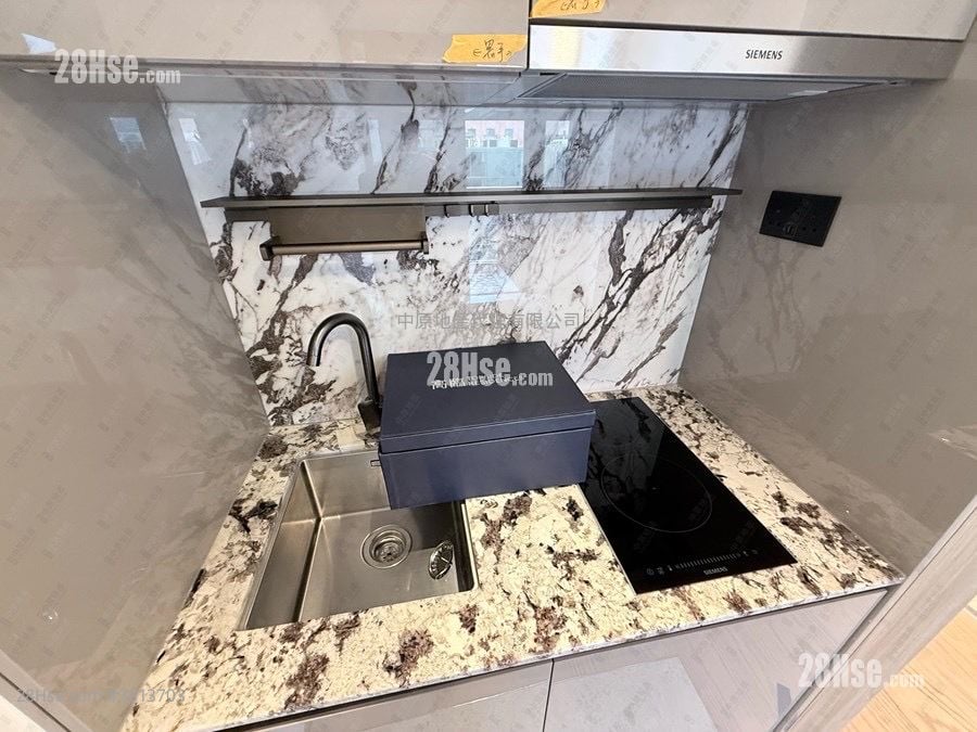 高臨 售盤 1 房 272 平方呎