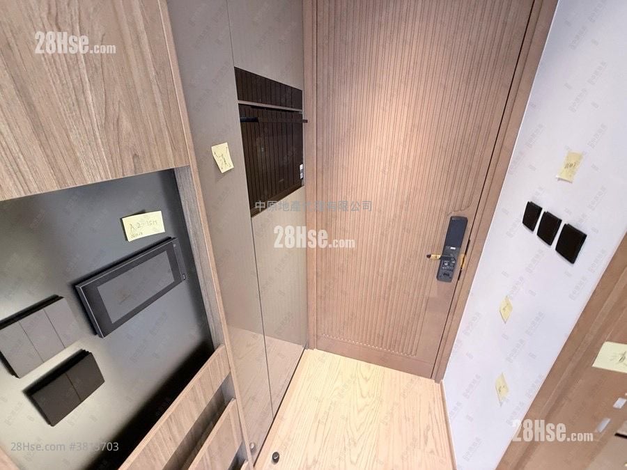 高臨 售盤 1 房 272 平方呎