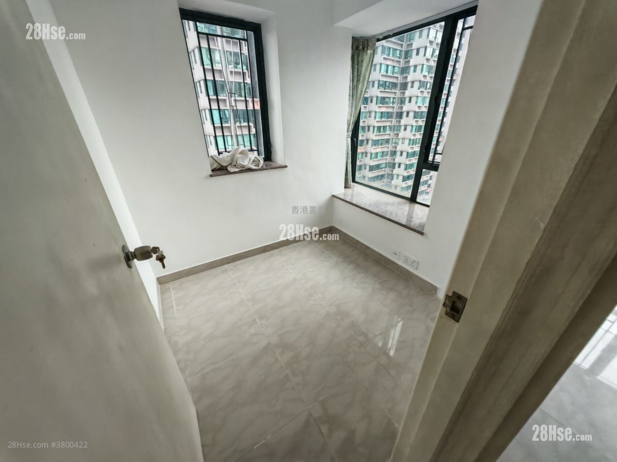 新都城 租盘 3 房 , 2 浴室 545 平方尺