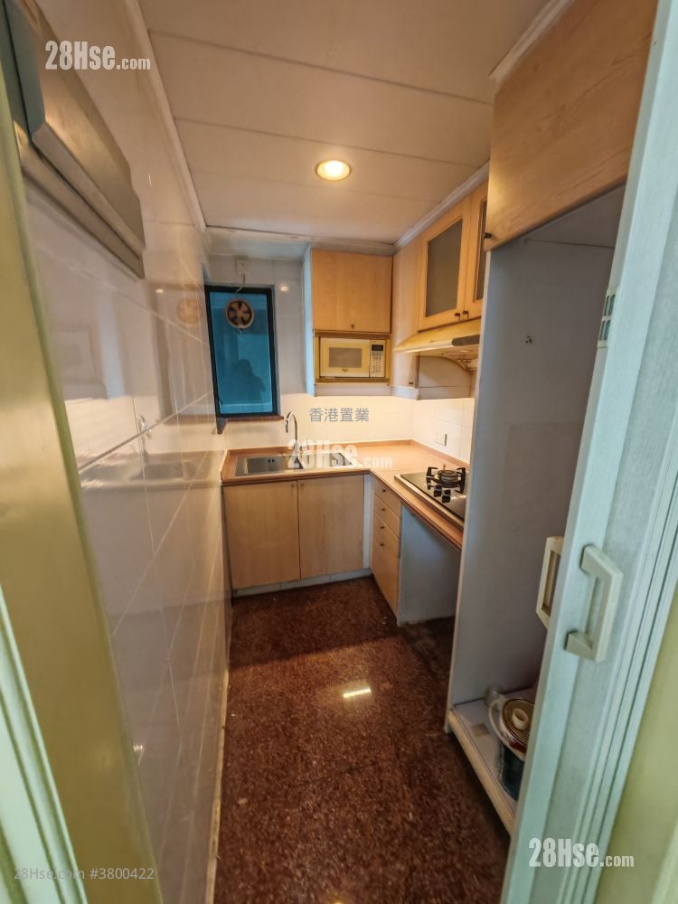 新都城 租盘 3 房 , 2 浴室 545 平方尺