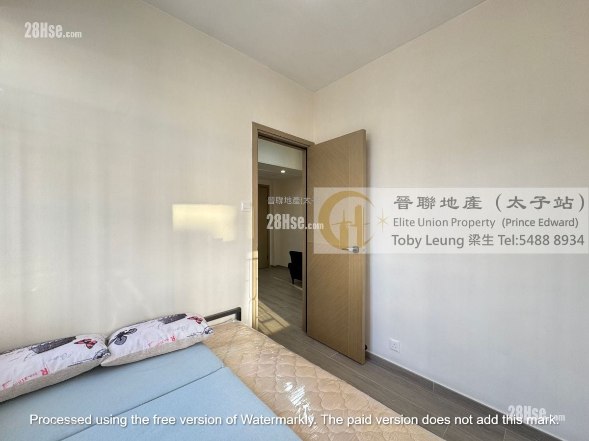 Wai Pont House Sell 2 Bedrooms , 1 Bathroom 292 ft²