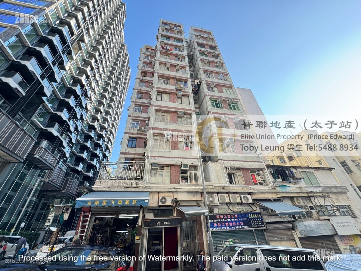 Wai Pont House Sell 2 Bedrooms , 1 Bathroom 292 ft²