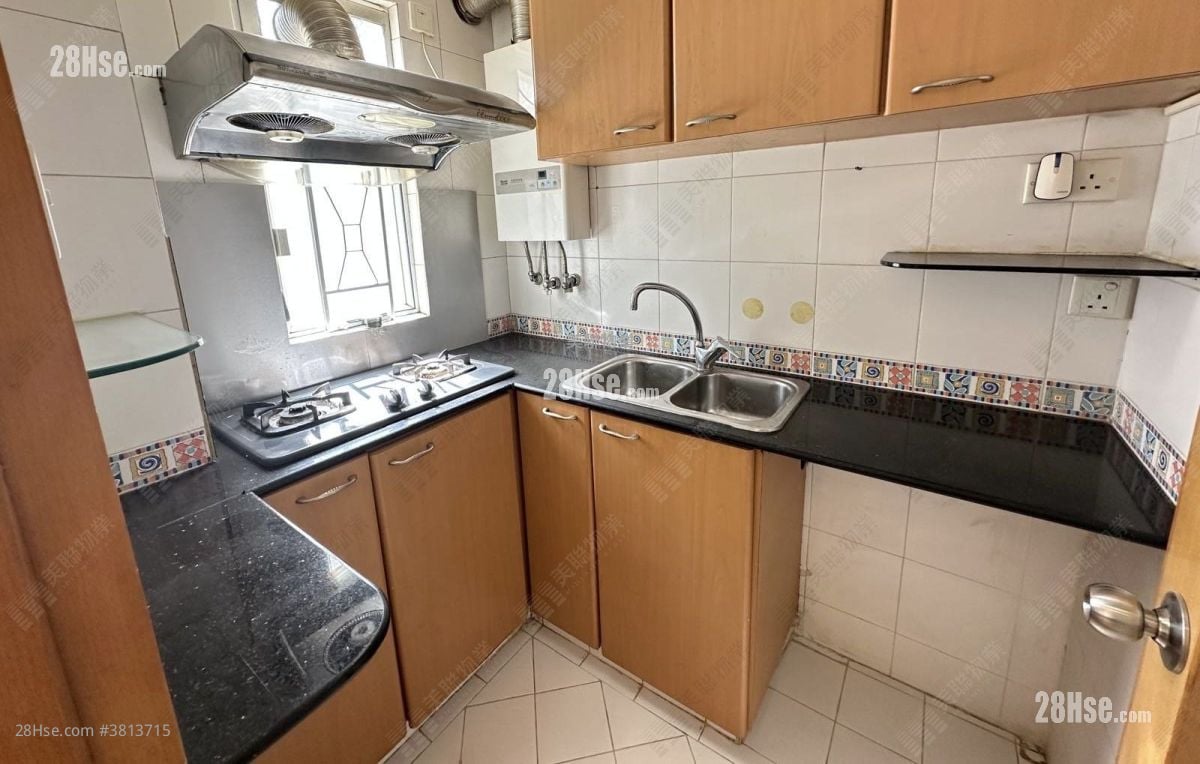 好运中心 售盘 2 房 , 1 浴室 390 平方尺