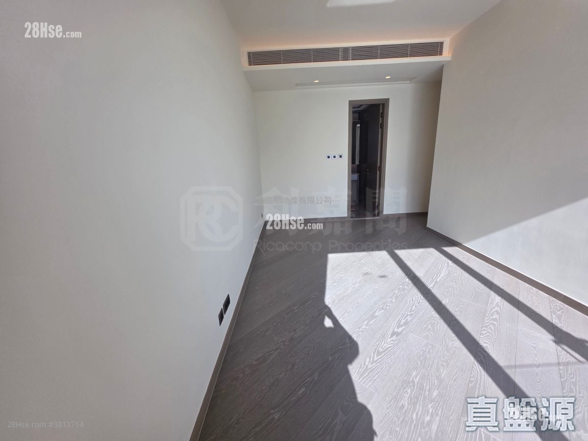 Pano Harbour Sell 5+ Bedrooms 2,729 ft²