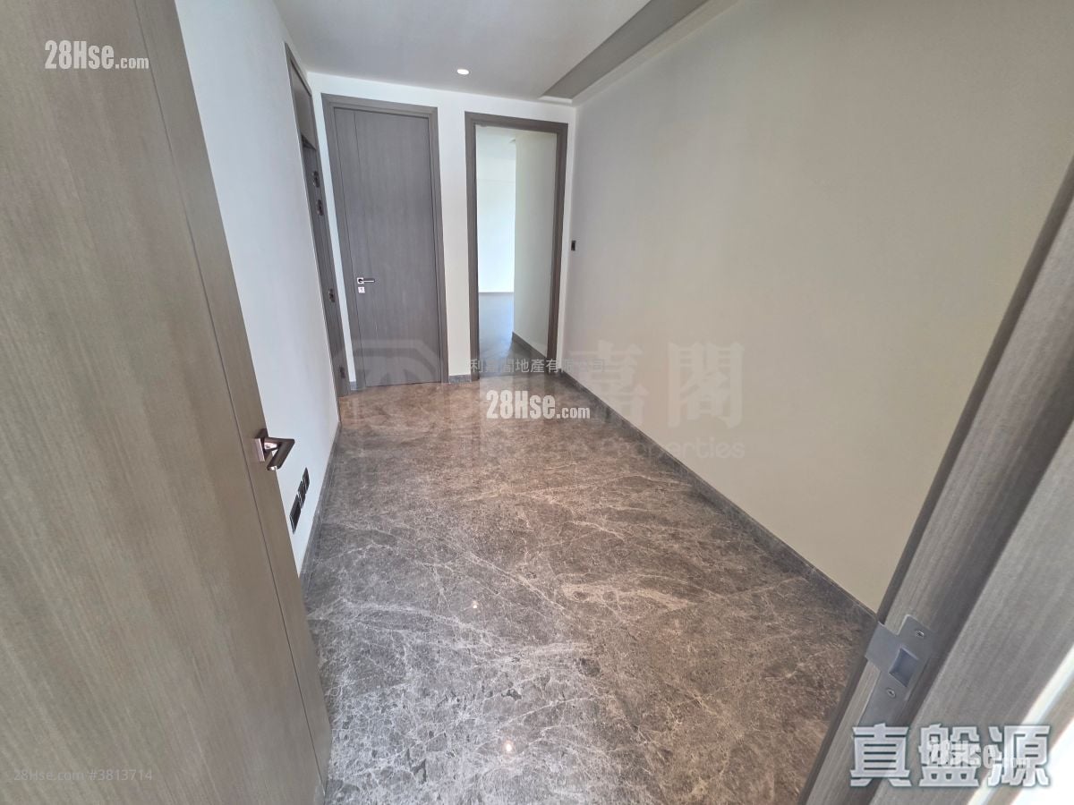 Pano Harbour Sell 5+ Bedrooms 2,729 ft²