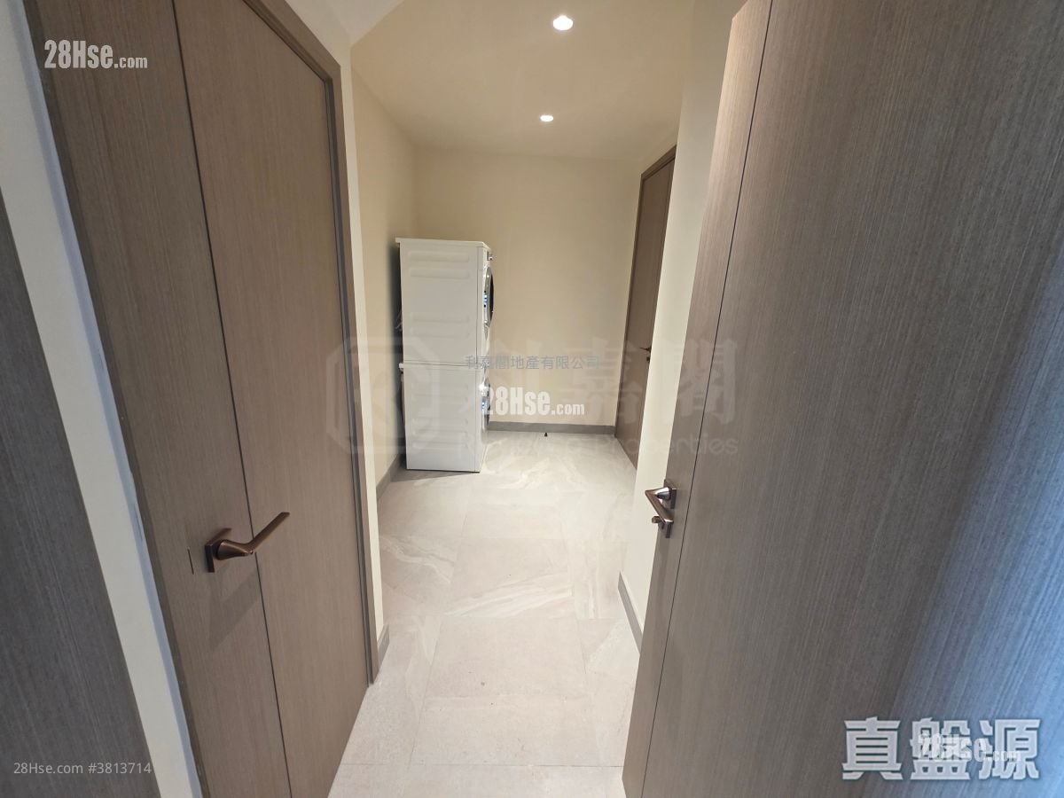 Pano Harbour Sell 5+ Bedrooms 2,729 ft²