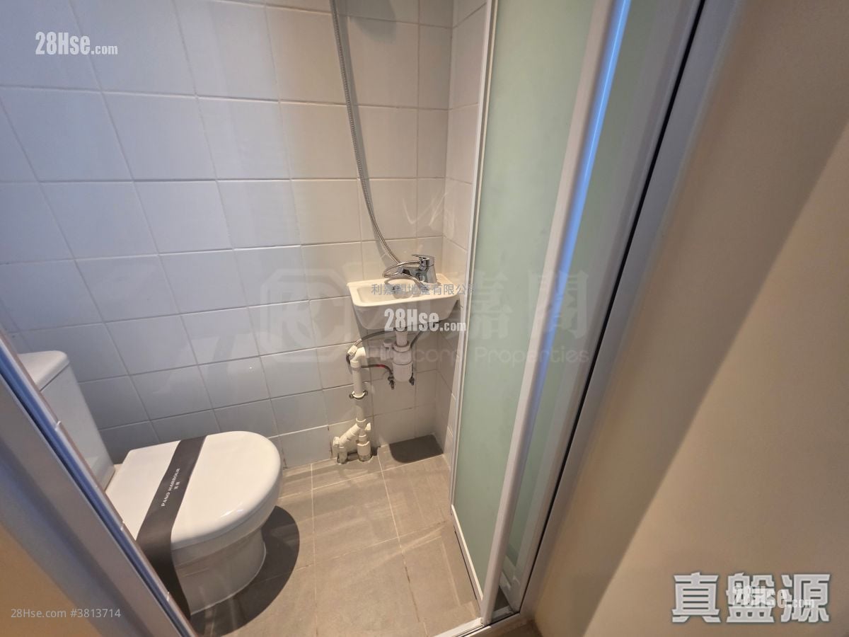 Pano Harbour Sell 5+ Bedrooms 2,729 ft²