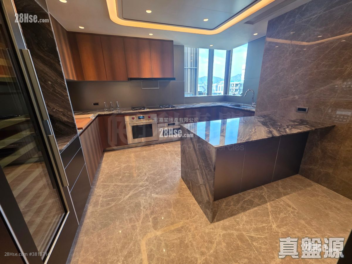 Pano Harbour Sell 5+ Bedrooms 2,729 ft²