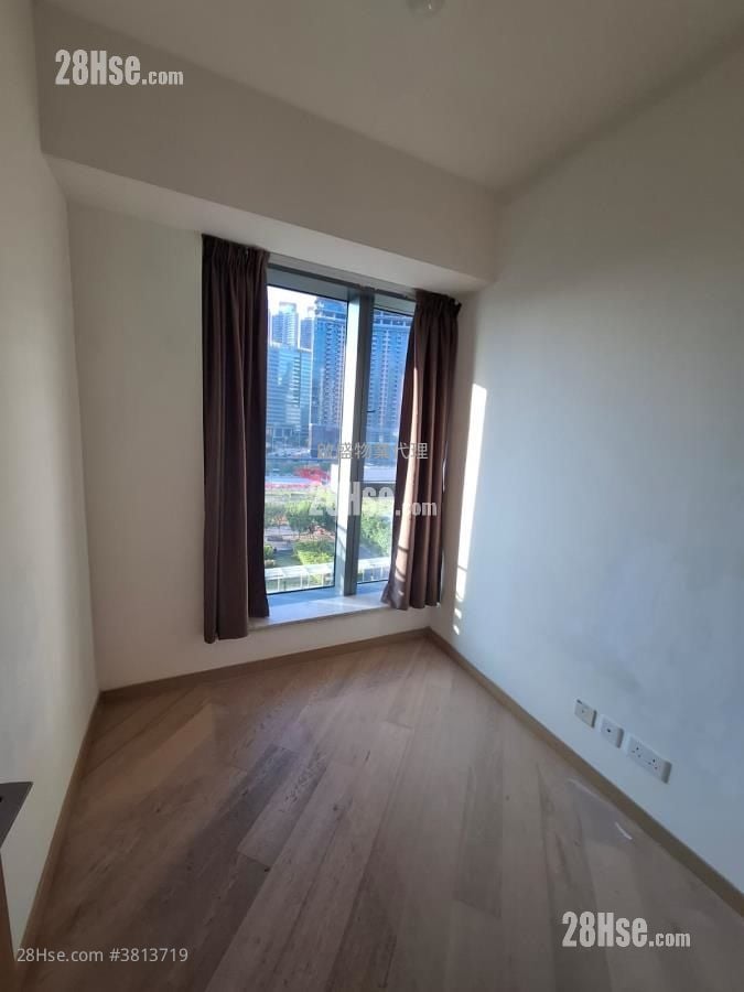 One Kai Tak(Ii) Sell 3 Bedrooms , 2 Bathrooms 799 ft²