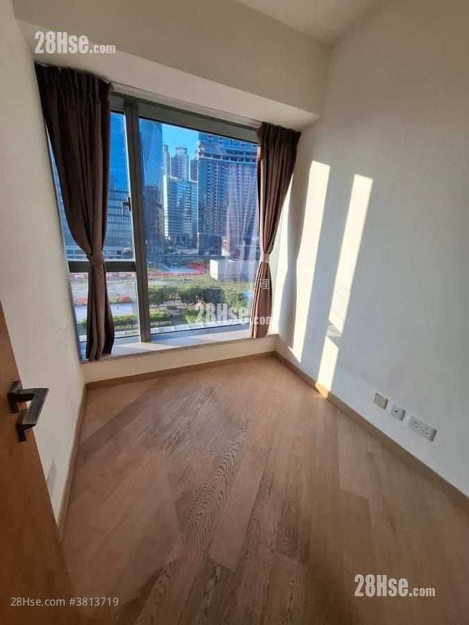 One Kai Tak(Ii) Sell 3 Bedrooms , 2 Bathrooms 799 ft²