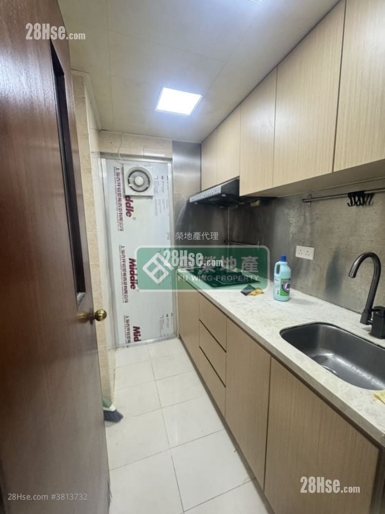 华丽广场 售盘 2 房 , 1 浴室 377 平方尺