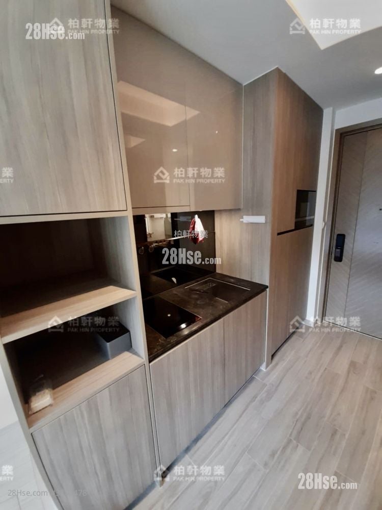 Novum East Rental Studio , 1 Bathroom 216 ft²