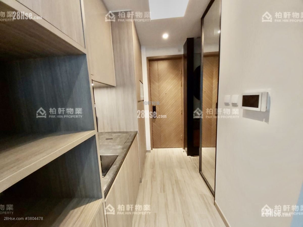 Novum East Rental Studio , 1 Bathroom 216 ft²