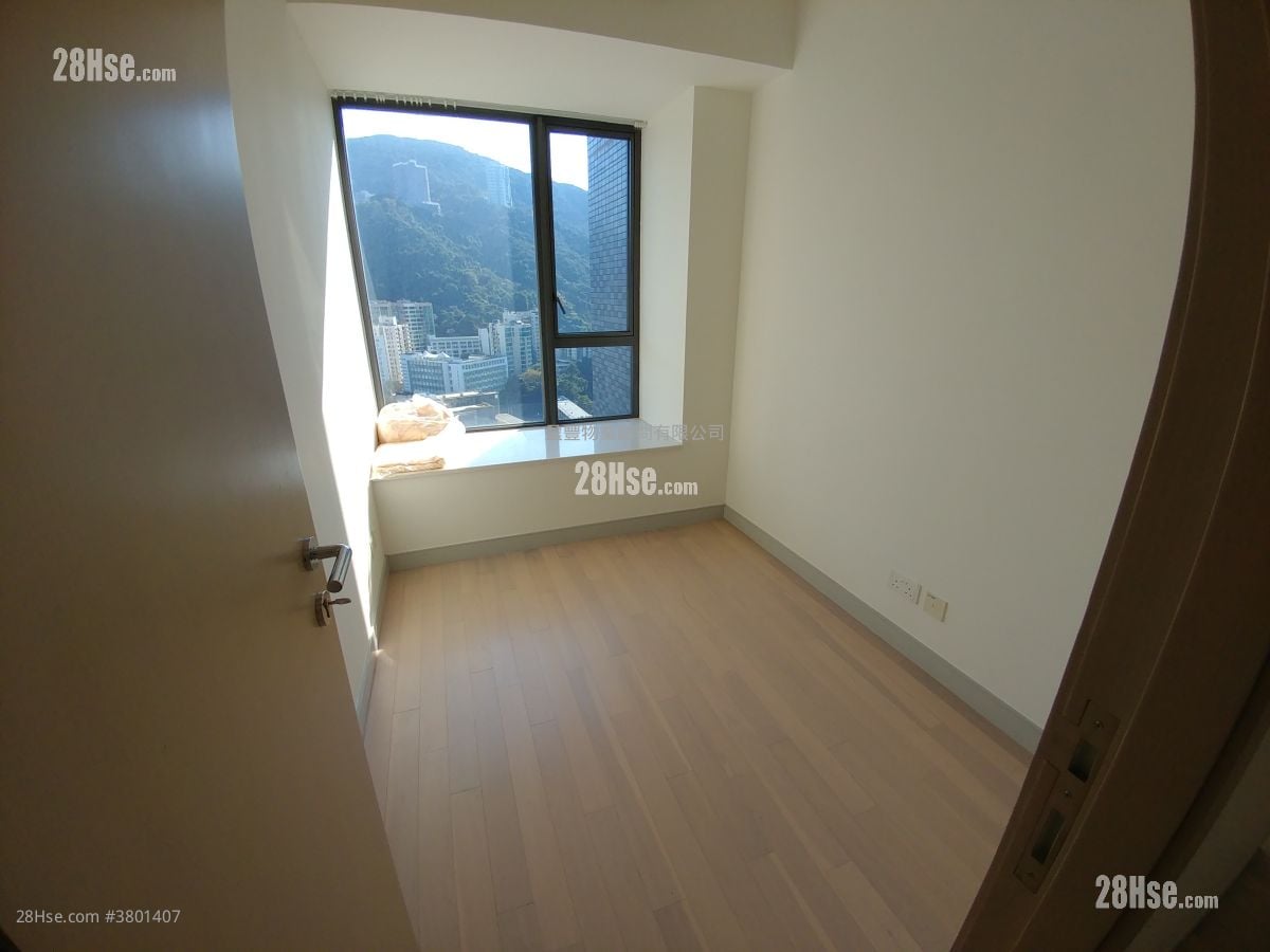 萃峰 售盘 4 房 , 3 浴室 873 平方尺