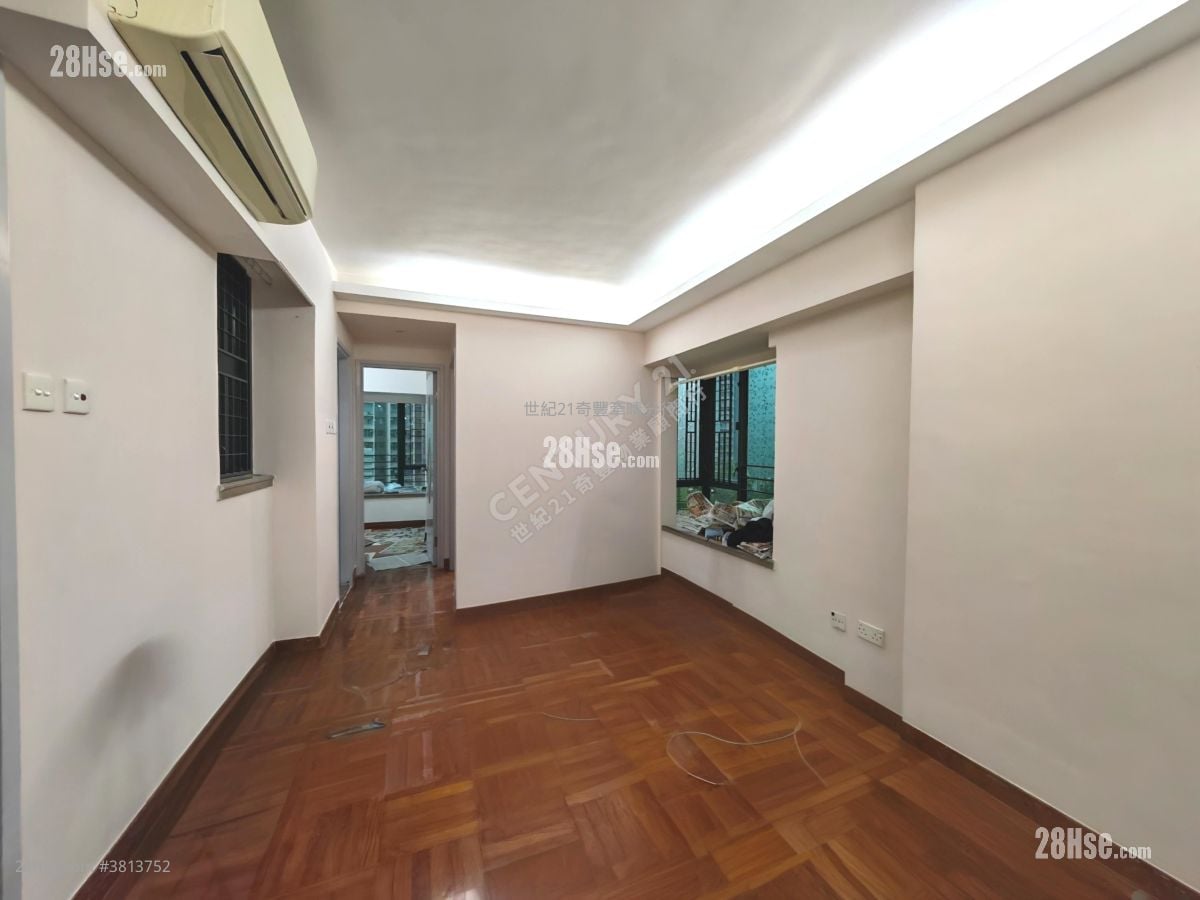 Dawning Views Sell 2 Bedrooms , 1 Bathroom 384 ft²