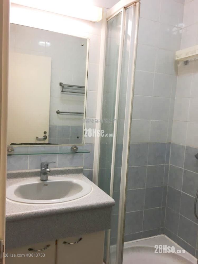 愉翠苑 售盤 3 房 , 2 浴室 650 平方呎