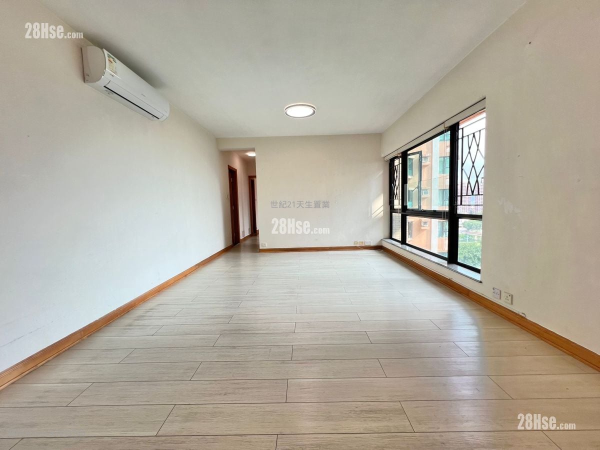 Aegean Coast Rental 4 Bedrooms , 2 Bathrooms 811 ft²